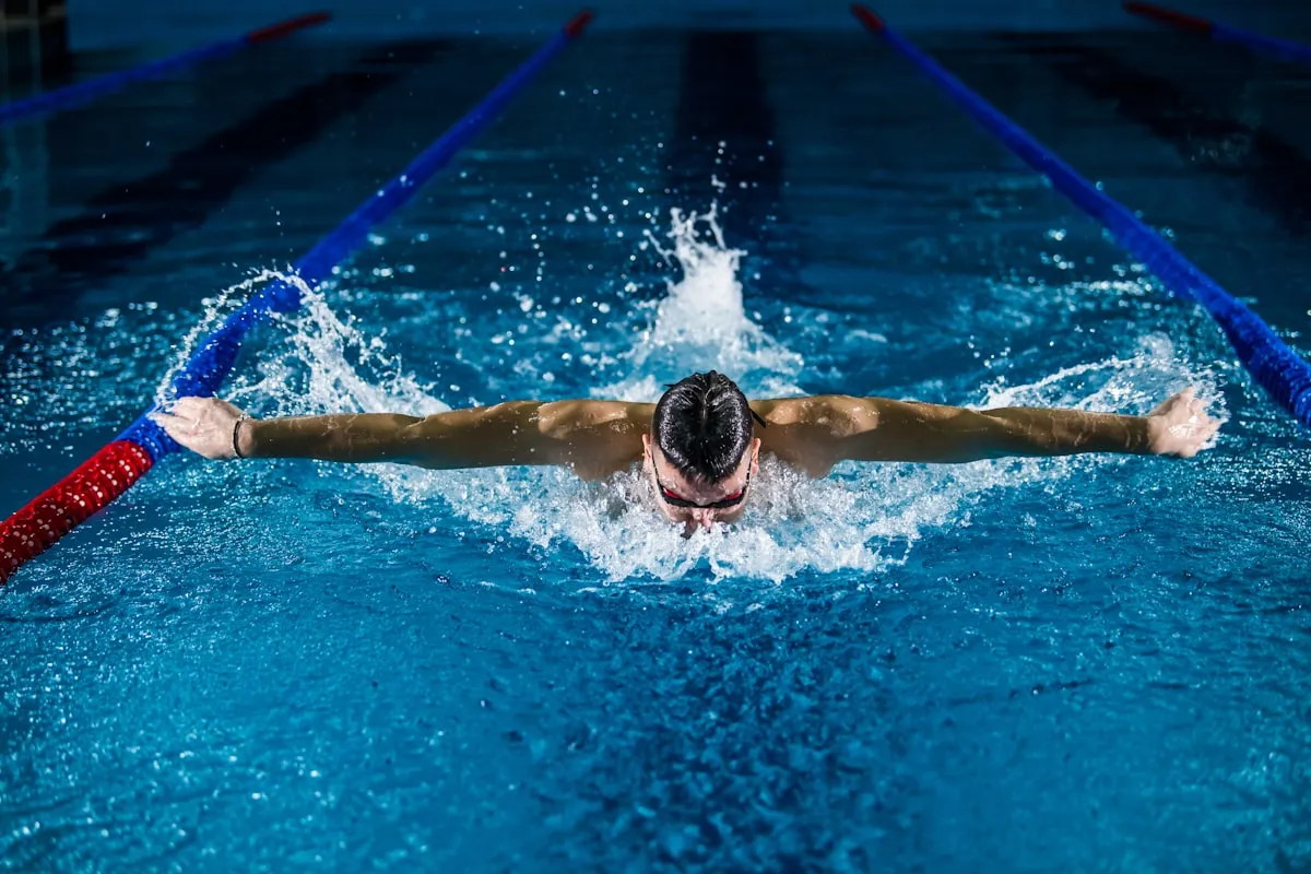 Nageur en piscine